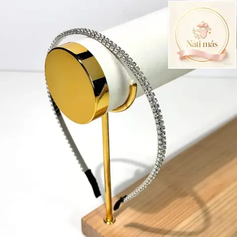 Vincha fina con strass · modelo V10
