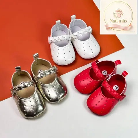 Zapatitos para bebé con tira trenzada · modelo B02