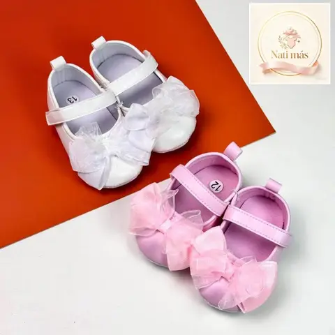 Zapatitos para bebé con moño de tul · modelo B05